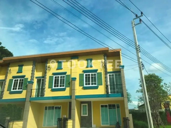 โกลเด้น ทาวน์ รัตนาธิเบศร์-เวสต์เกต