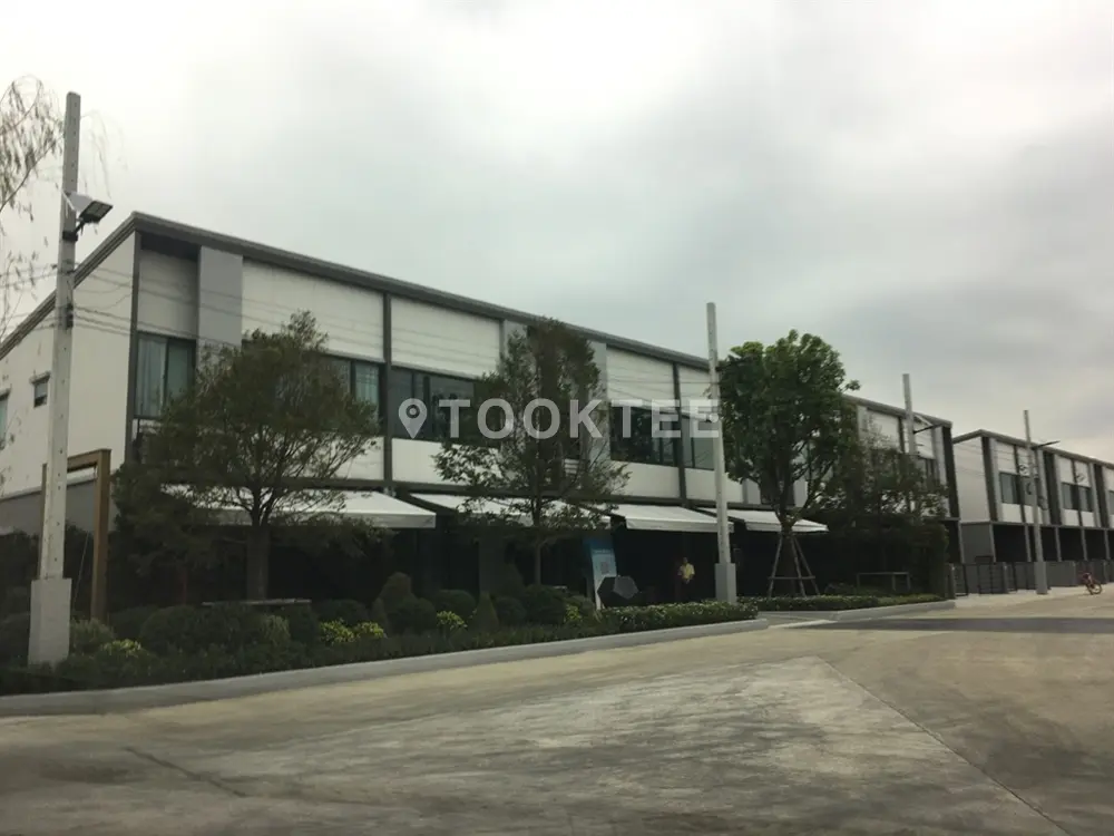 พลีโน่ บางนา-วงแหวน