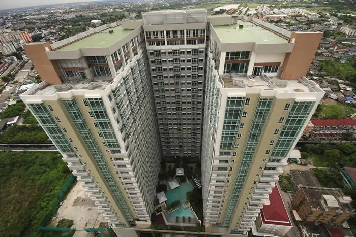 เดอะ โฟร์วิงส์ เรสซิเดนซ์